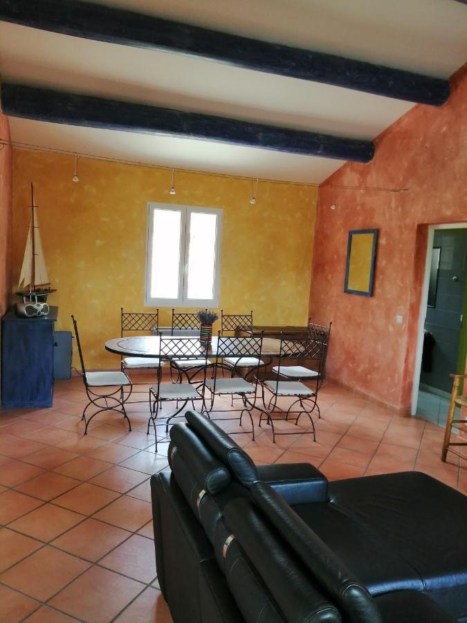 Le Soleil Du Ventoux Vila Entrechaux Exterior foto